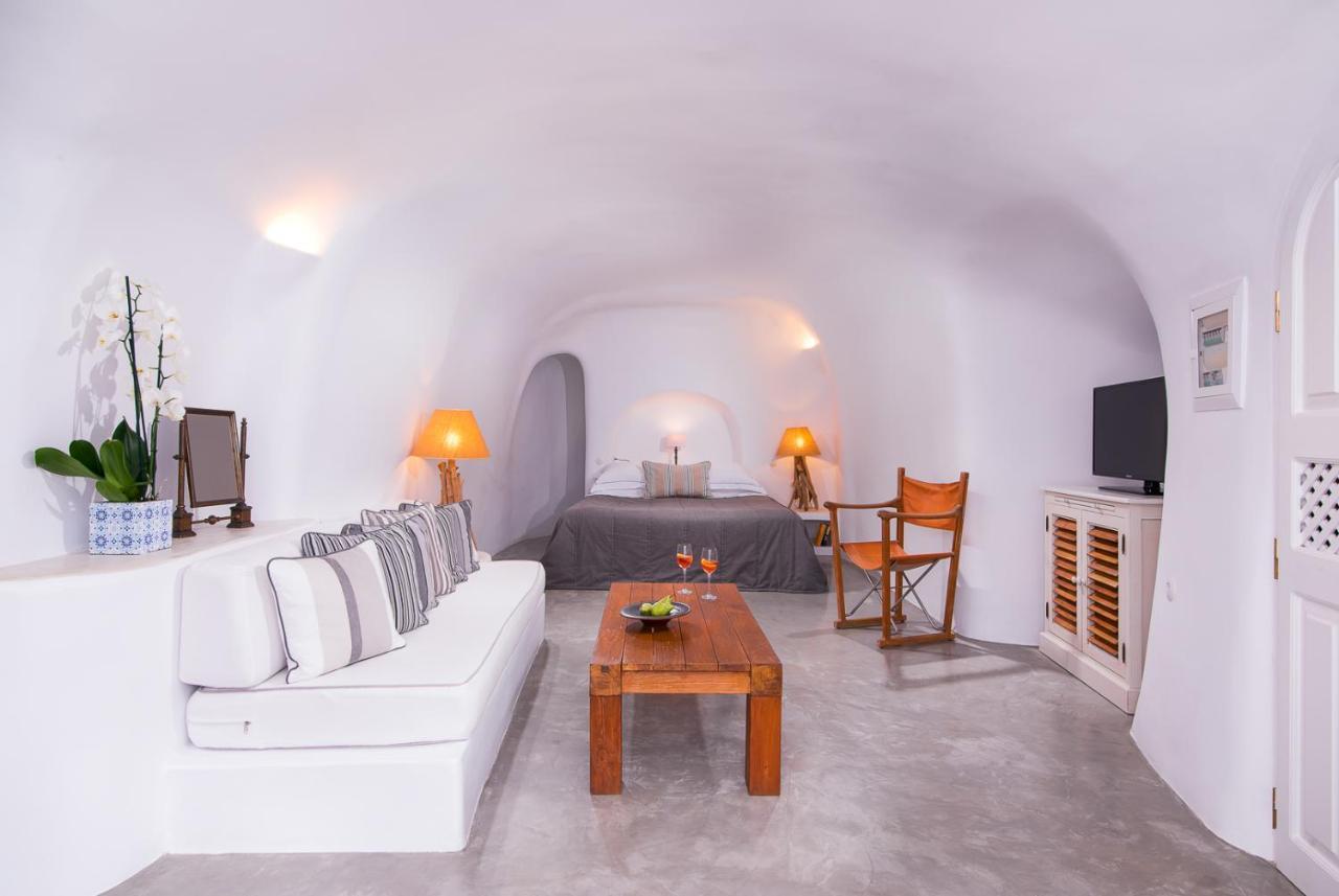Hotel Pezoules Of Oia Exterior foto