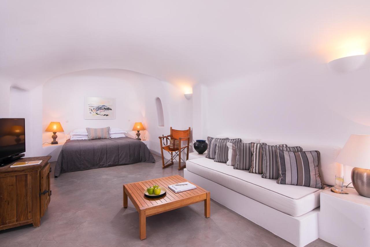 Hotel Pezoules Of Oia Exterior foto